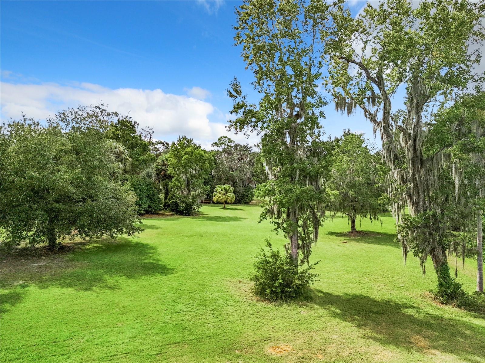 Three Buildable Lots in Sanford's Indian Mound Village