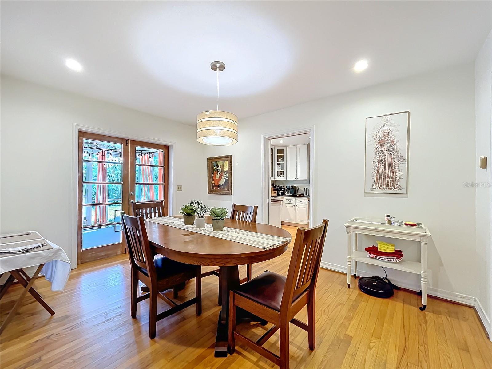 Timeless in Orlando's Beverly Shores
