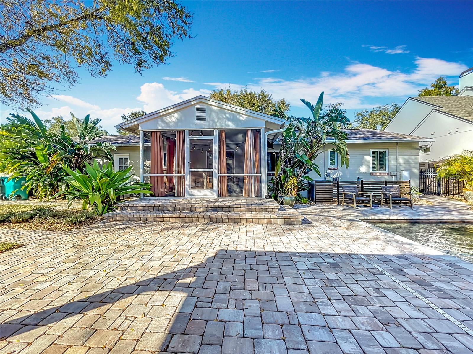 Timeless in Orlando's Beverly Shores