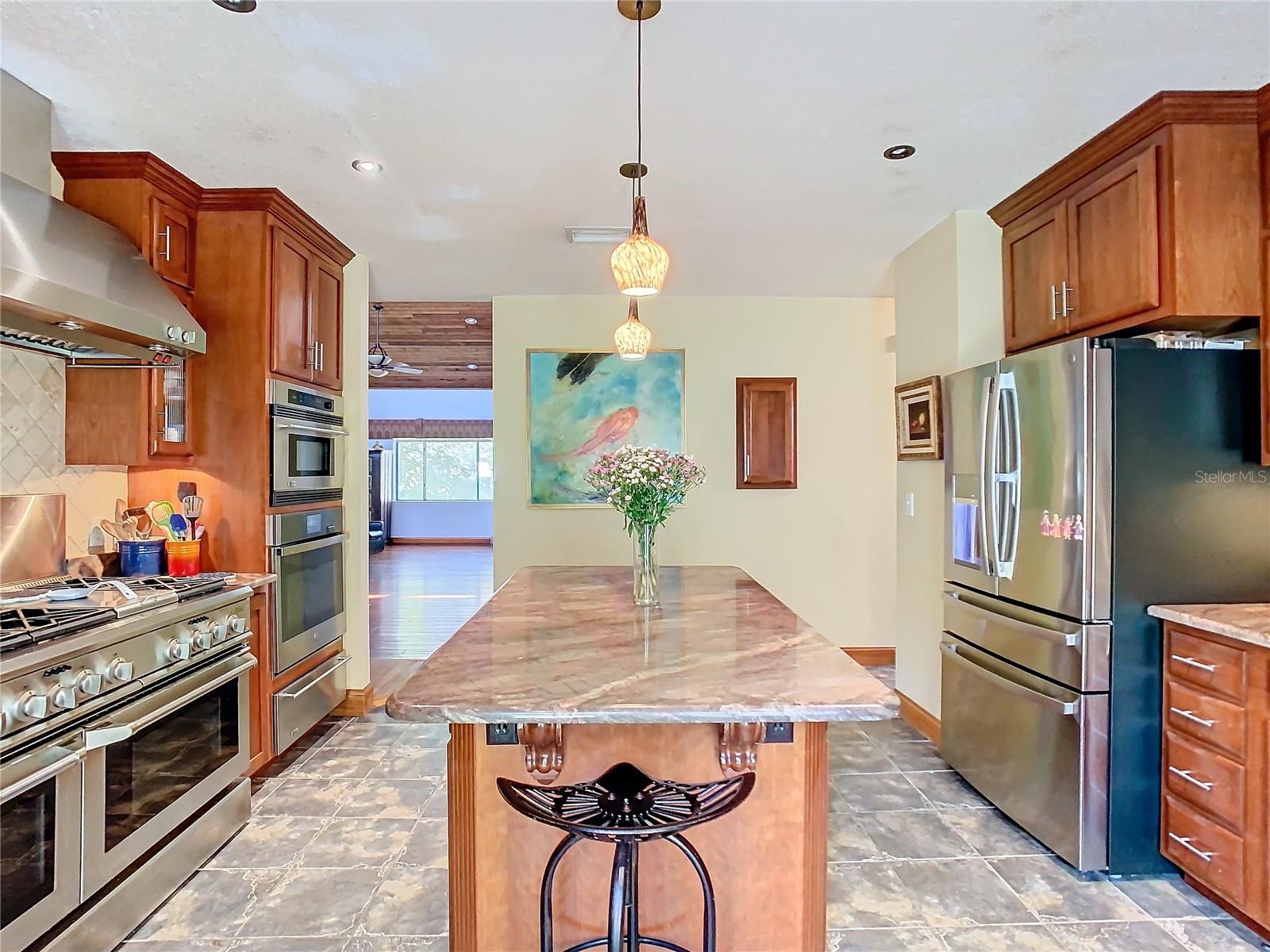 Key West-Style 5-Bedroom Pool Home in Maitland