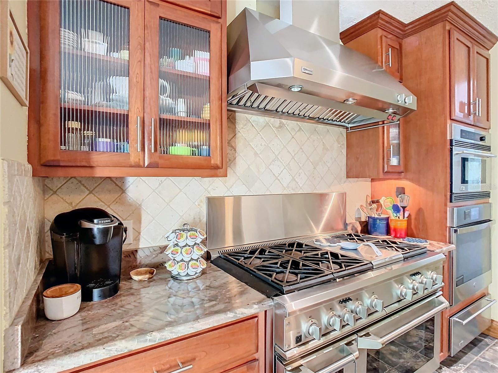 Key West-Style 5-Bedroom Pool Home in Maitland