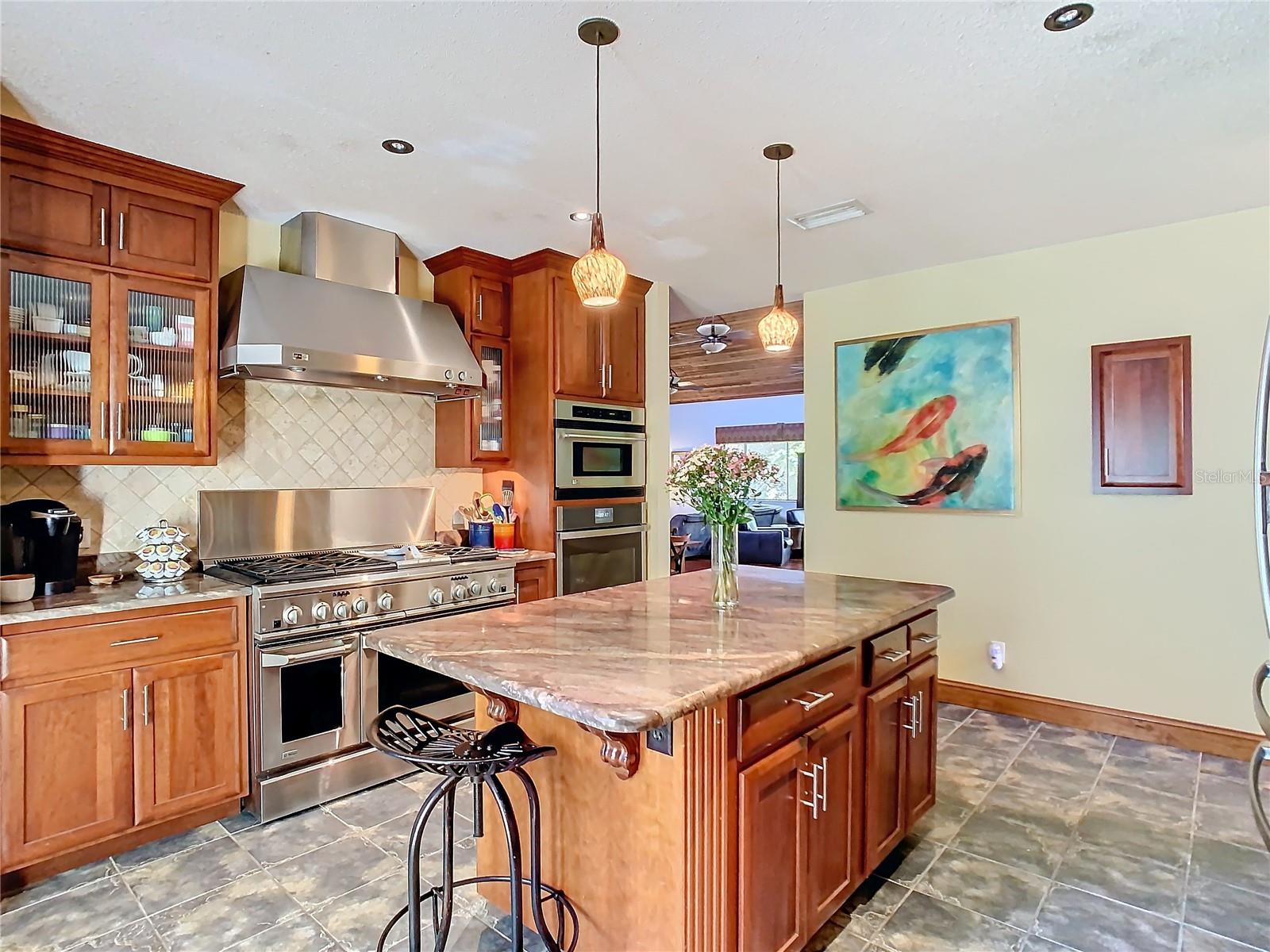 Key West-Style 5-Bedroom Pool Home in Maitland