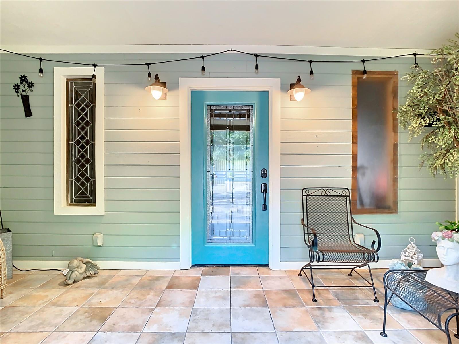 Key West-Style 5-Bedroom Pool Home in Maitland