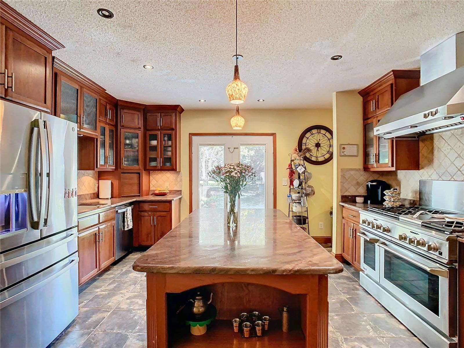 Key West-Style 5-Bedroom Pool Home in Maitland