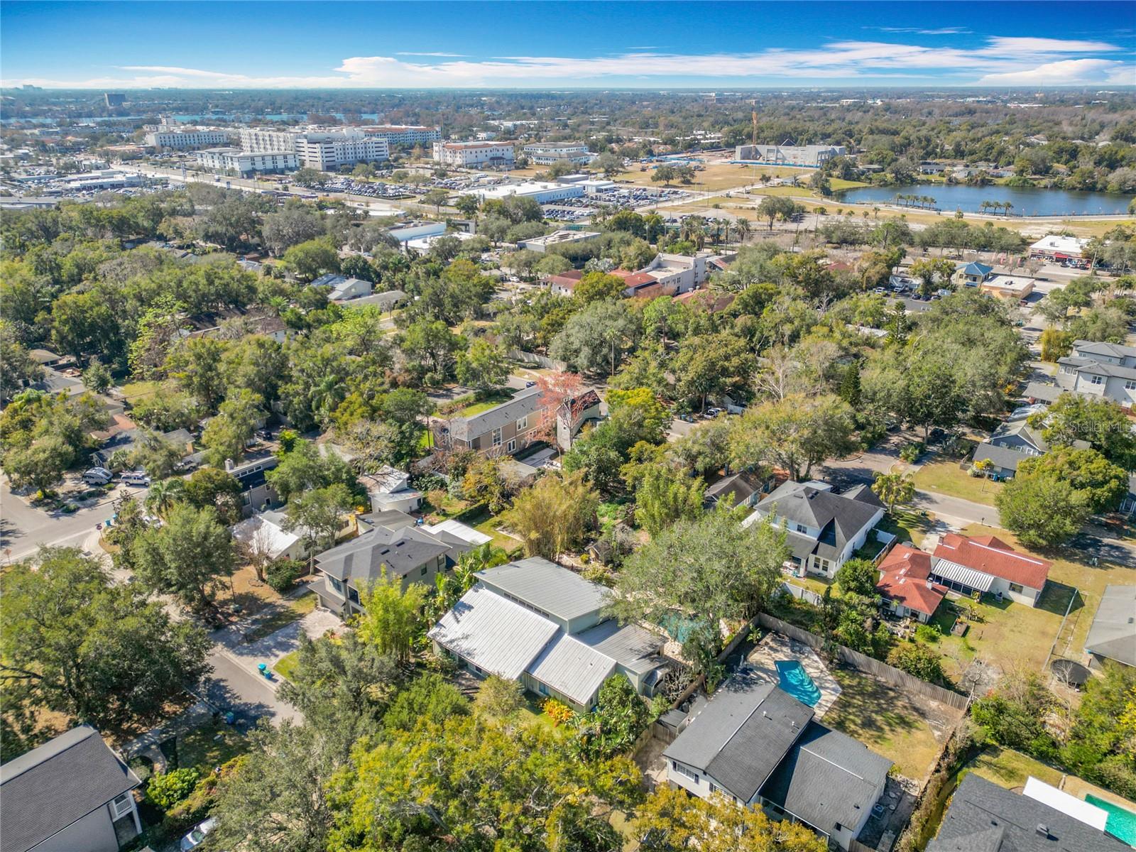 Key West-Style 5-Bedroom Pool Home in Maitland