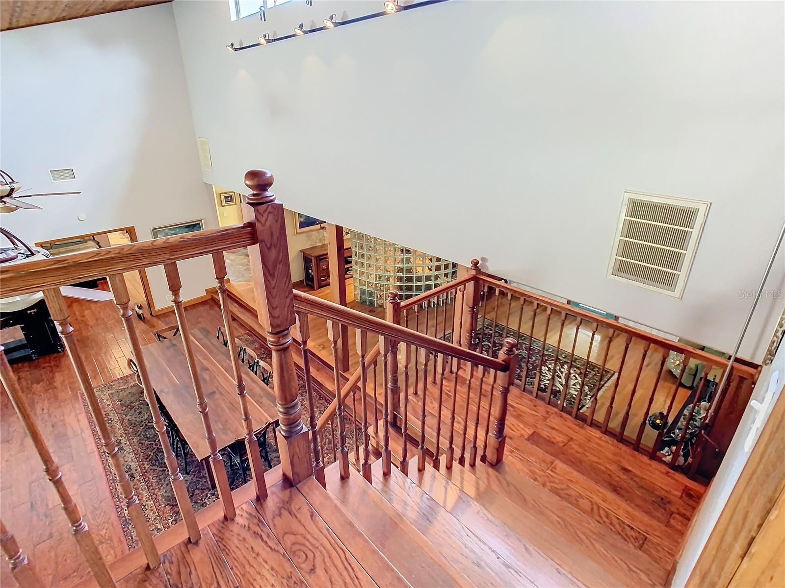 Key West-Style 5-Bedroom Pool Home in Maitland