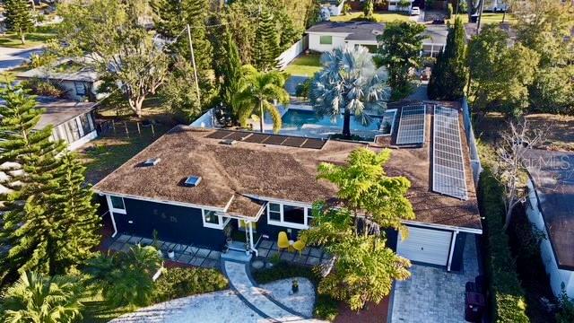 Mid-Century Modern in Audubon Park