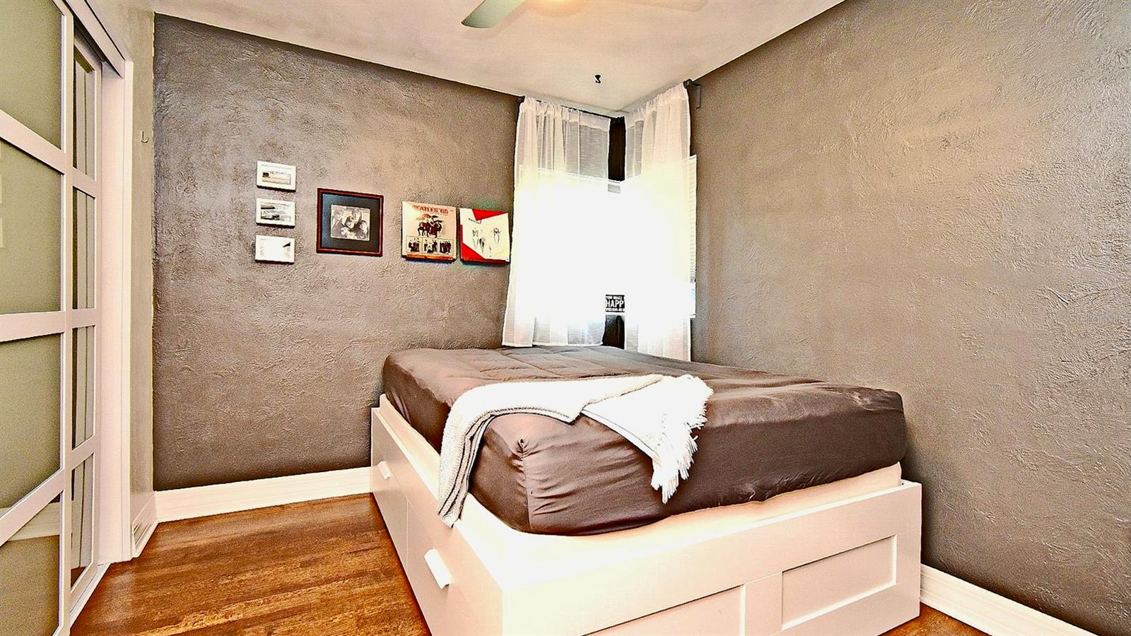 Mid-Century Modern in Audubon Park