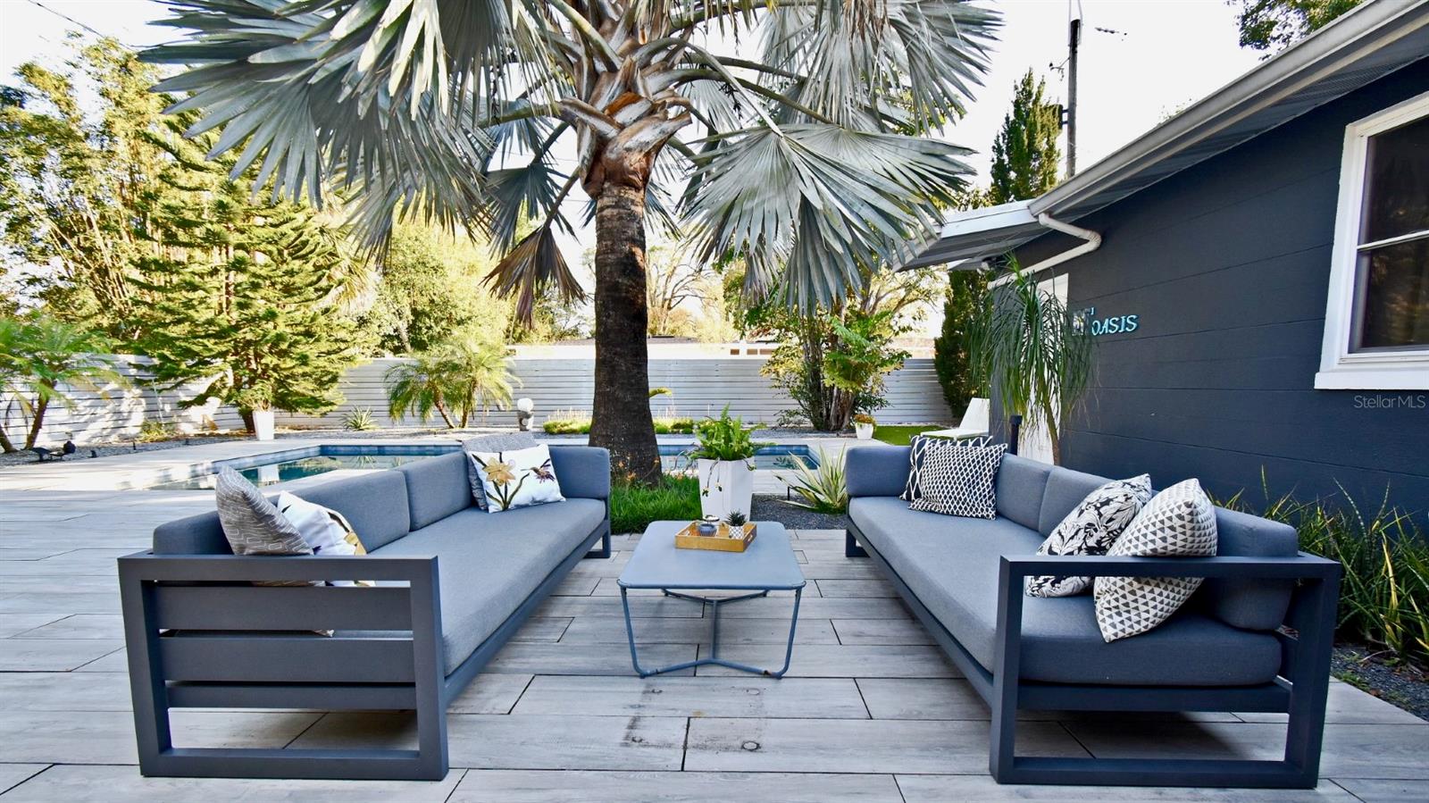 Mid-Century Modern in Audubon Park