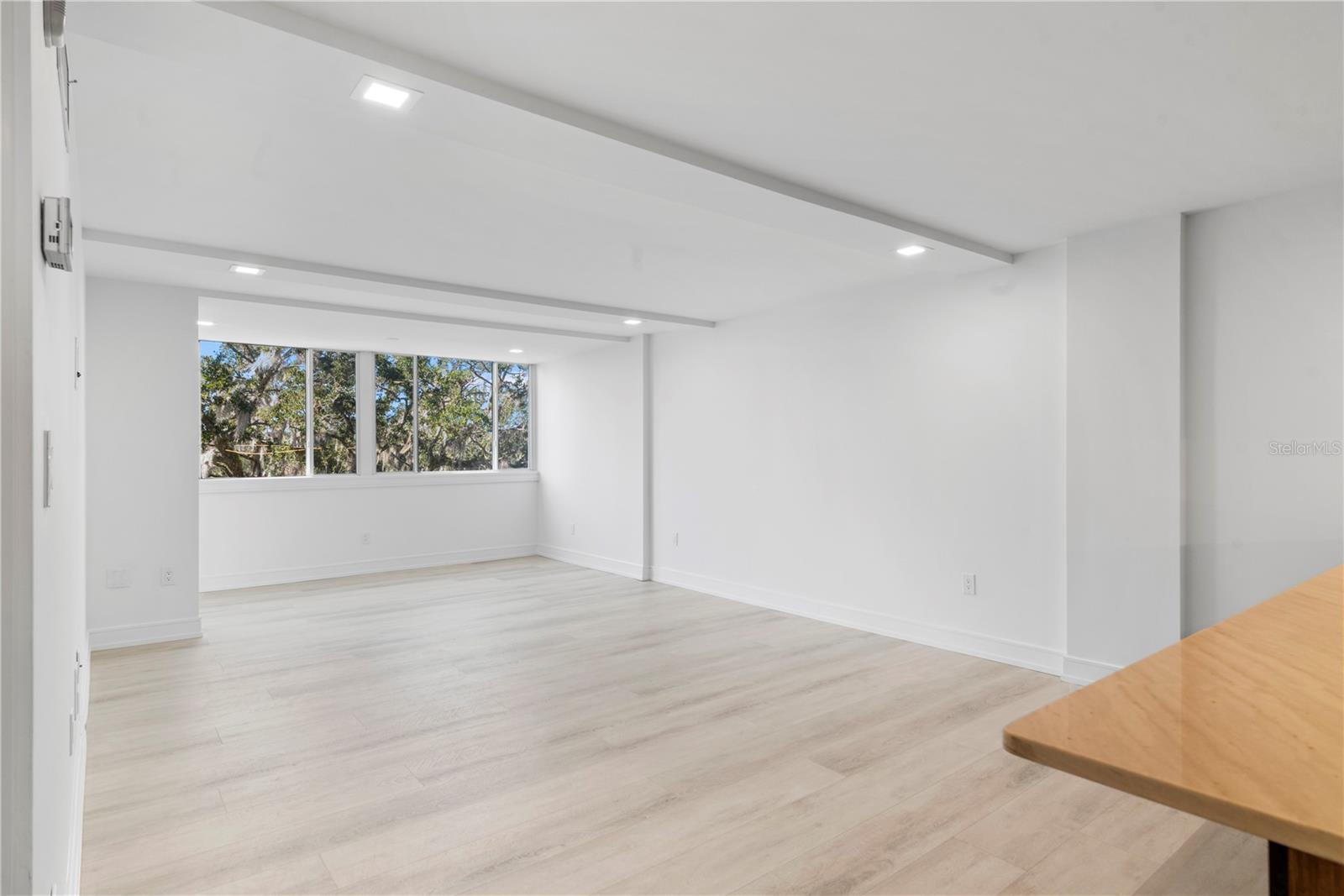 690 OSCEOLA AVE #502