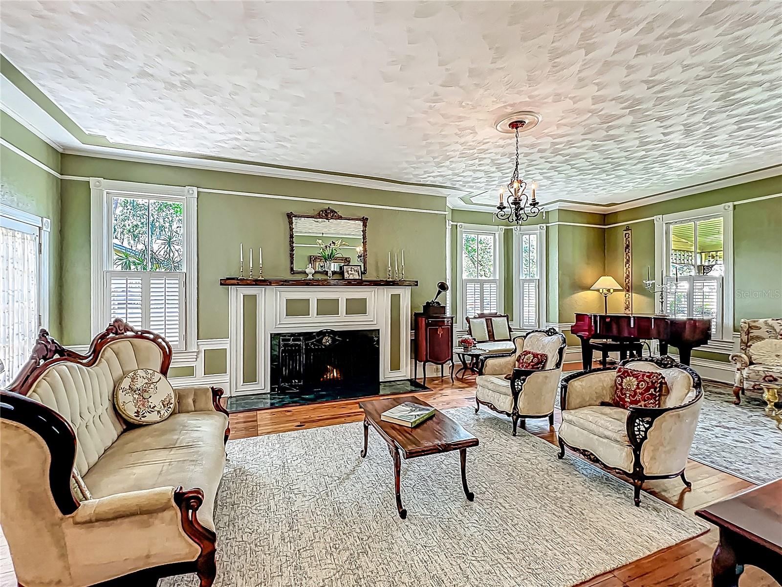 Historic Queen Anne Victorian in Sanford