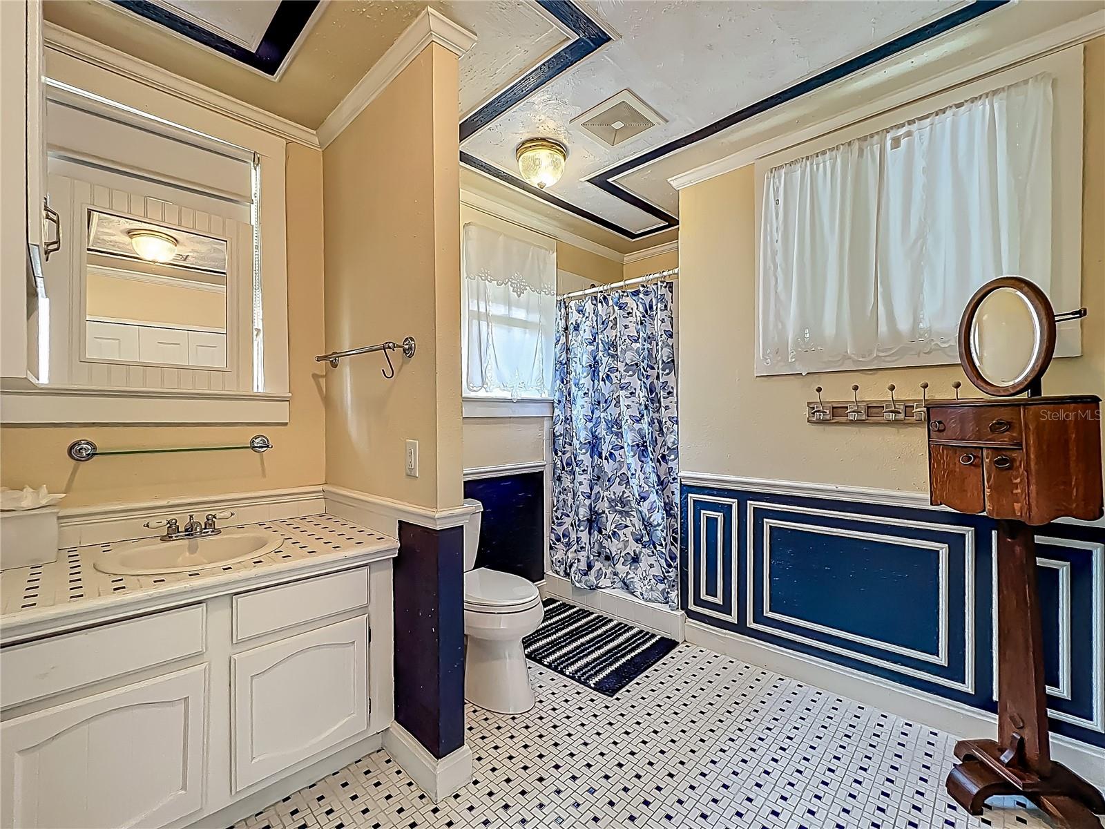 Historic Queen Anne Victorian in Sanford