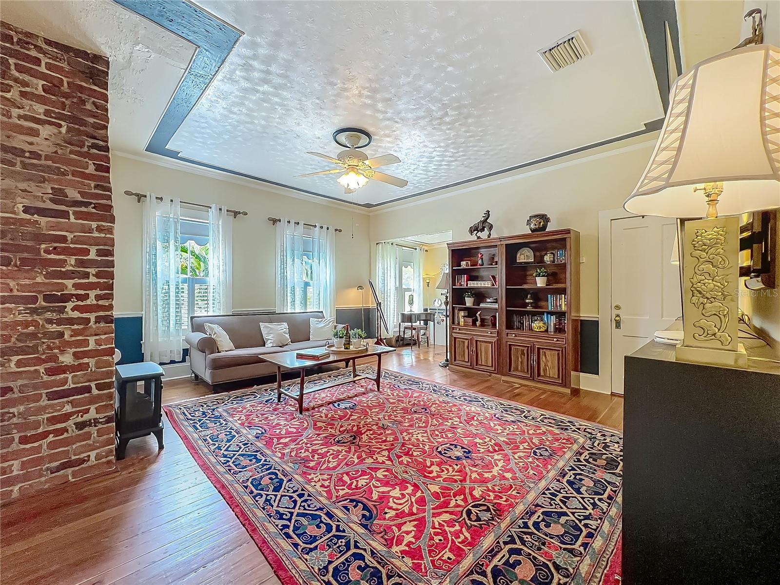 Historic Queen Anne Victorian in Sanford