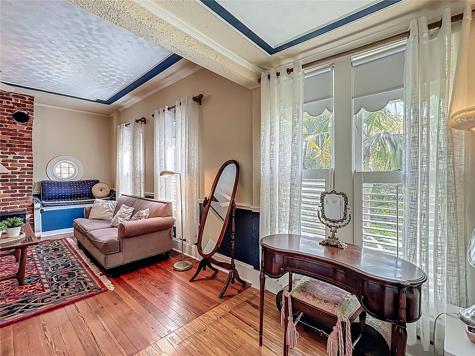Historic Queen Anne Victorian in Sanford
