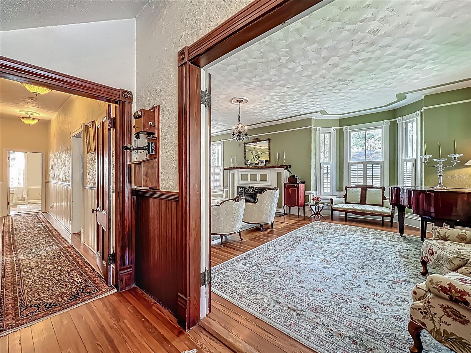 Historic Queen Anne Victorian in Sanford
