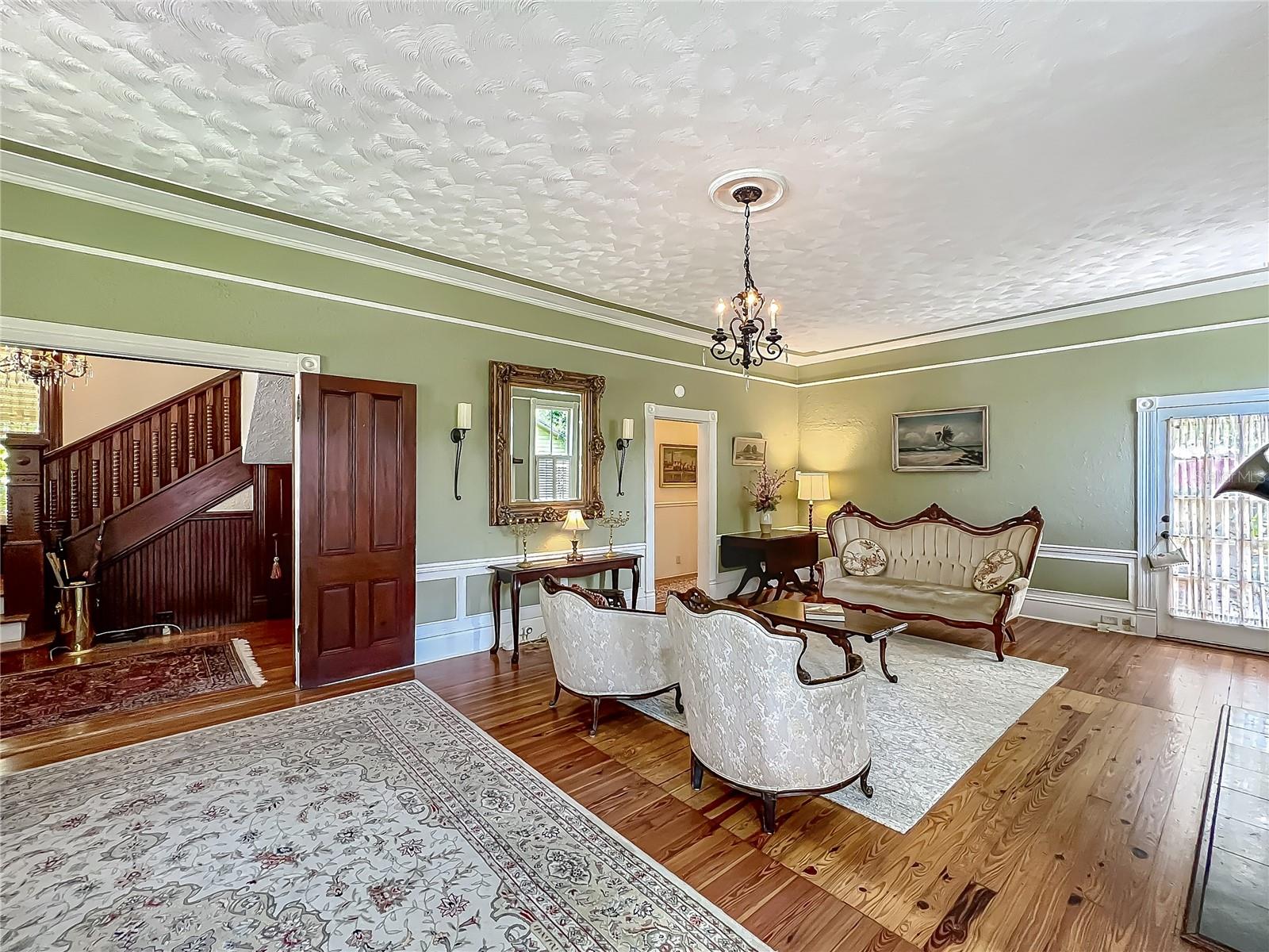 Historic Queen Anne Victorian in Sanford