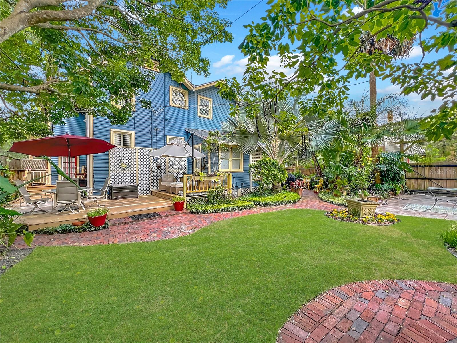 Historic Queen Anne Victorian in Sanford