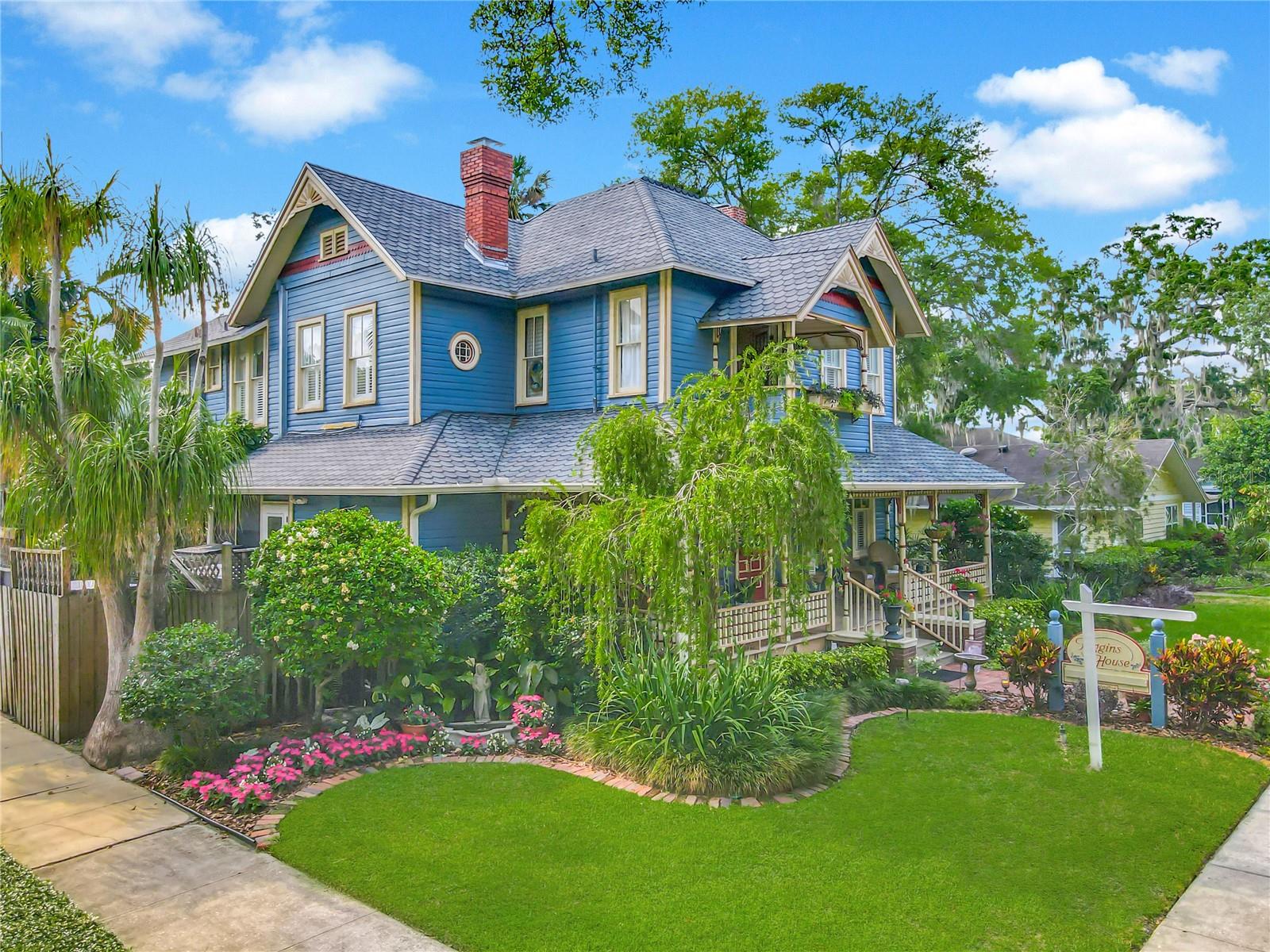 Historic Queen Anne Victorian in Sanford