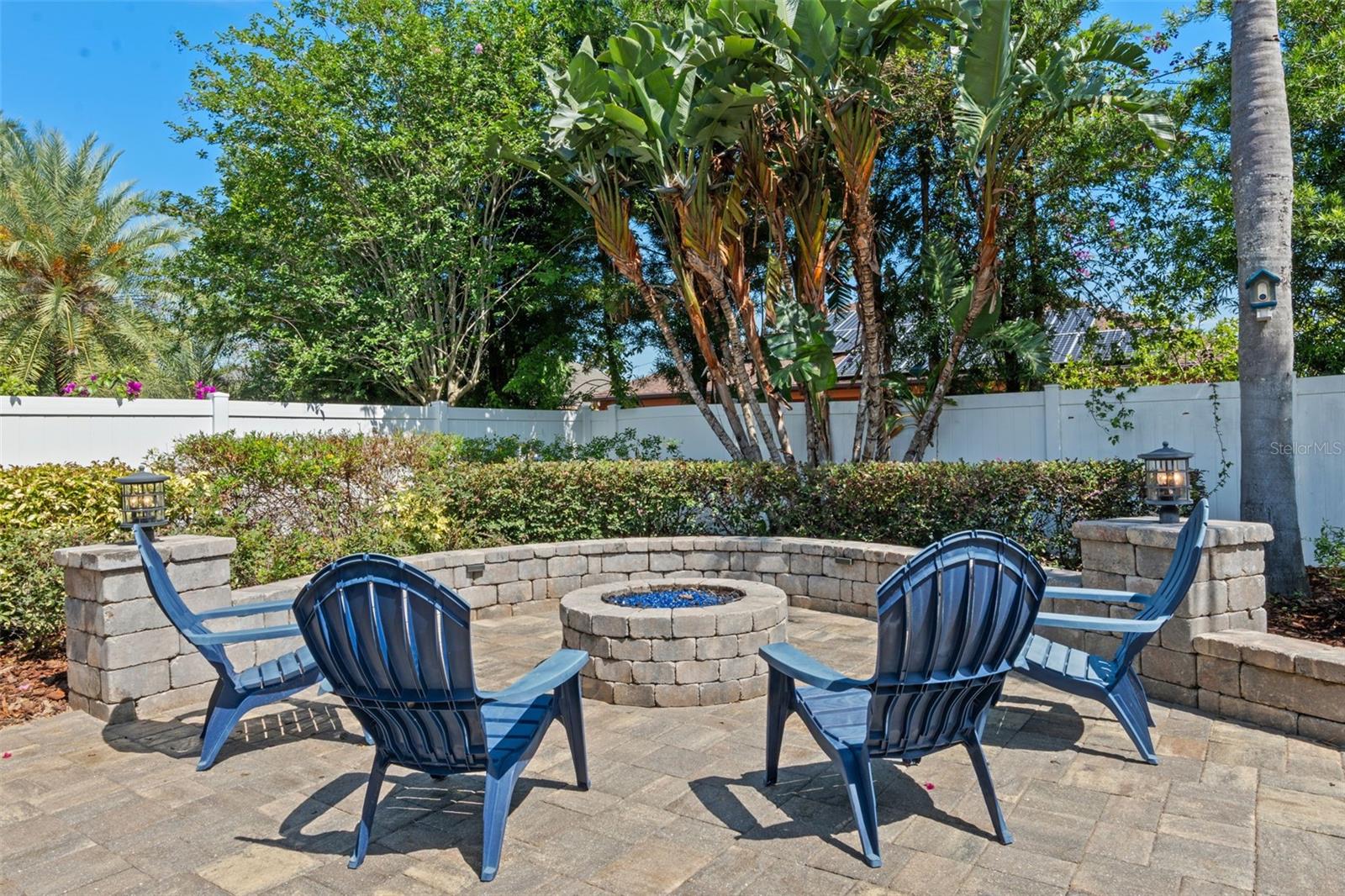 2456 NORTHUMBRIA DR