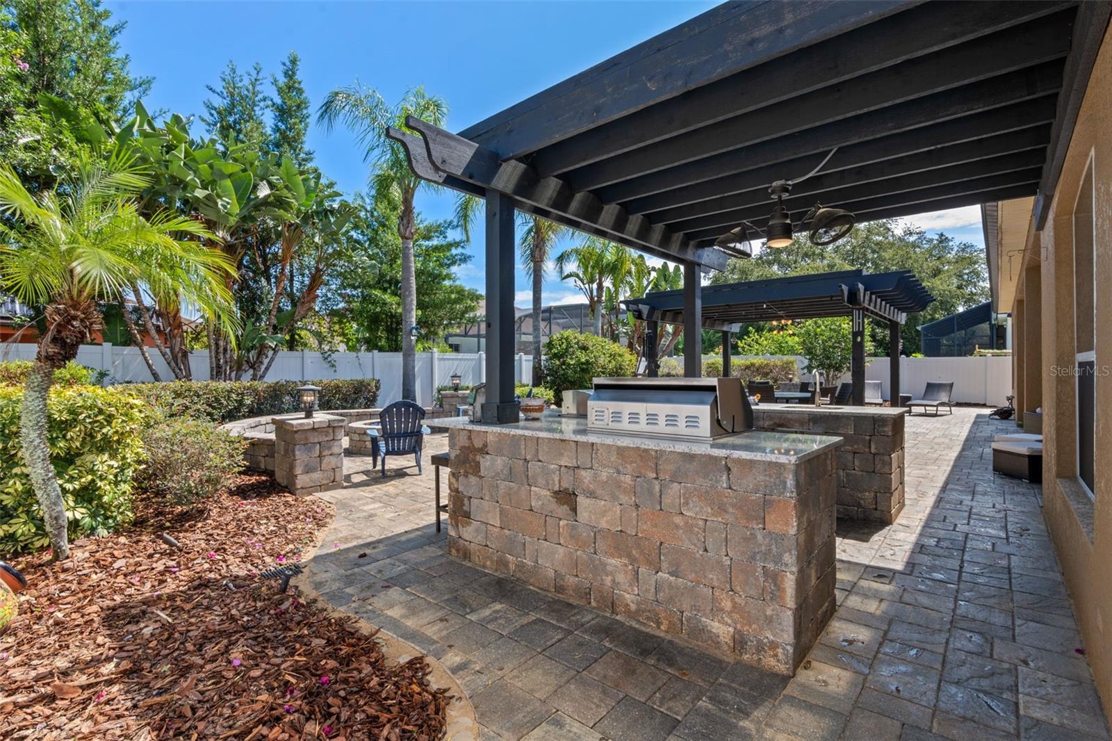 2456 NORTHUMBRIA DR