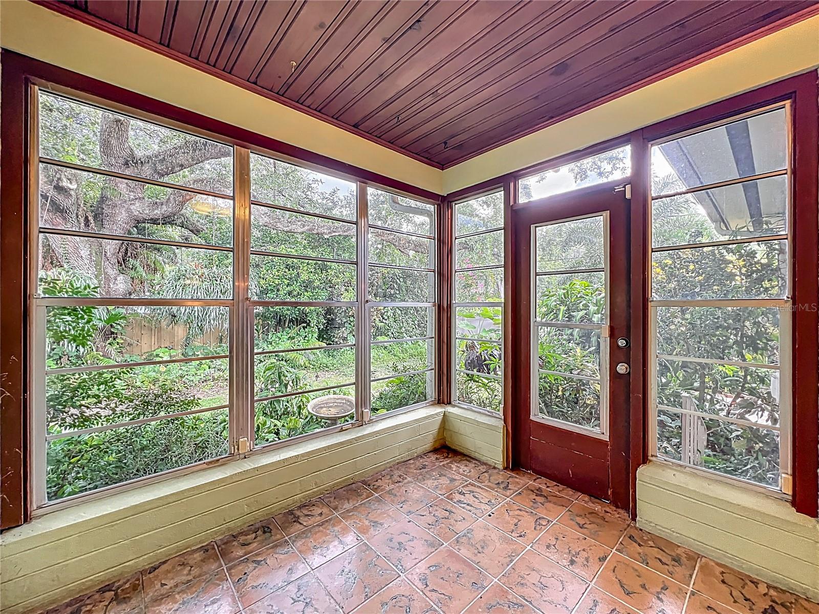 Lancaster Park 1940s Traditional