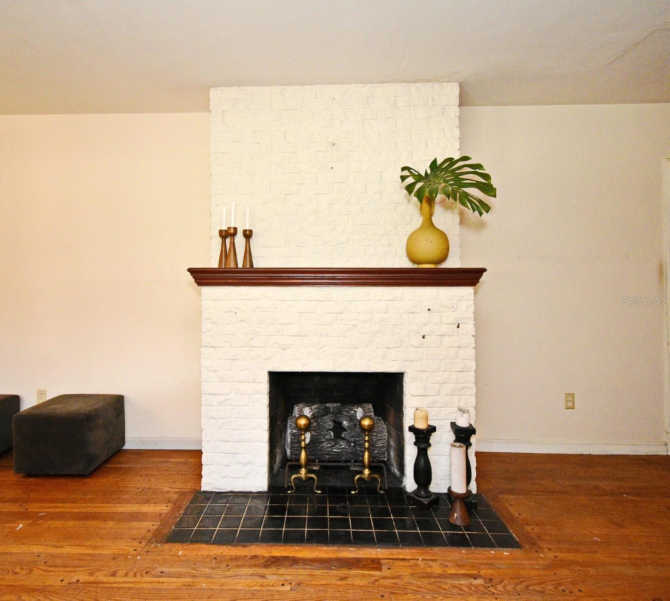 Lancaster Park 1940s Traditional