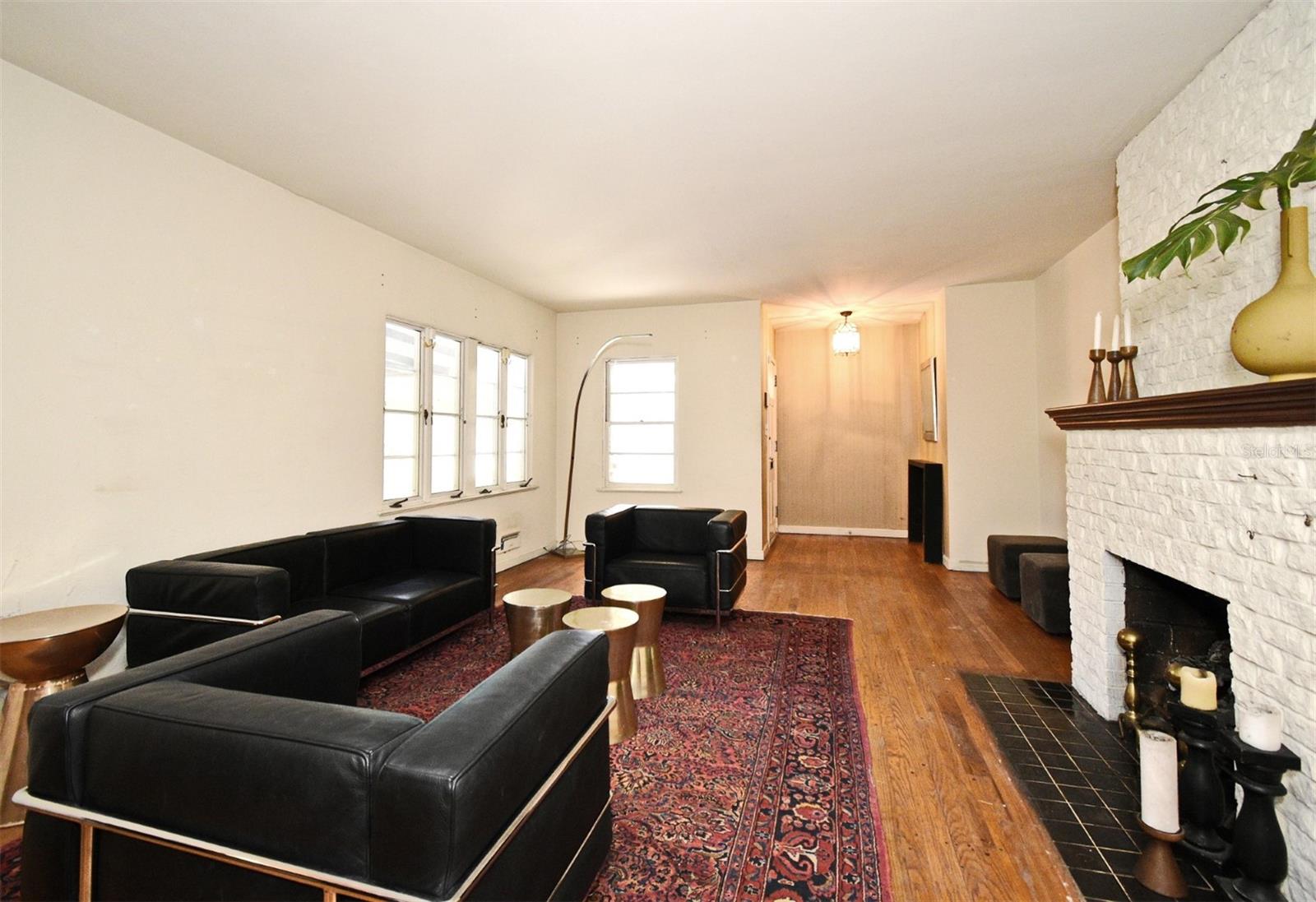 Lancaster Park 1940s Traditional