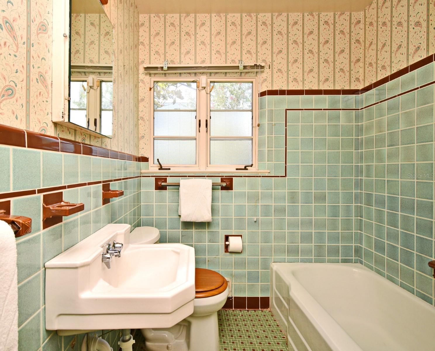 Lancaster Park 1940s Traditional