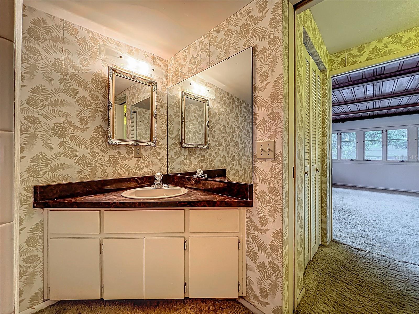 Lancaster Park 1940s Traditional