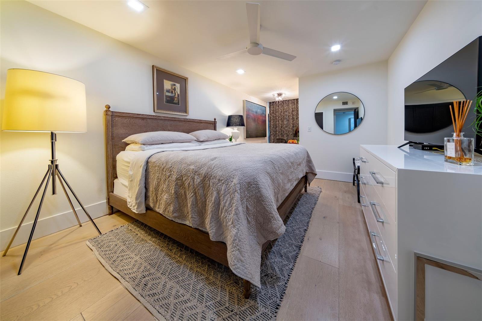 200 CAROLINA AVE #201