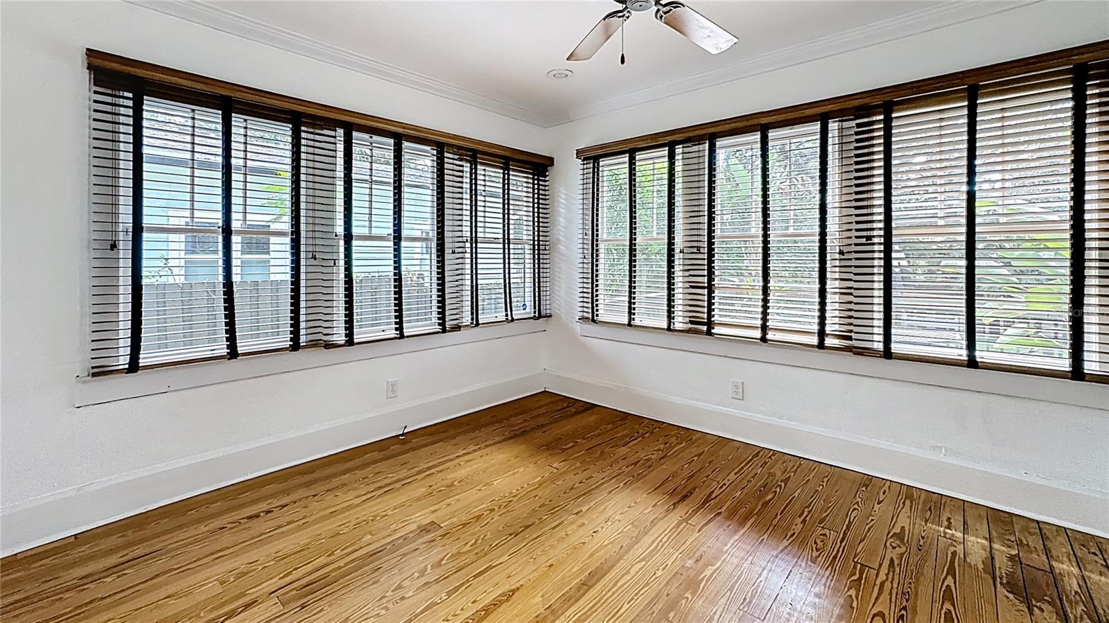 Two-Bedroom 1925 Bungalow for Lease near Thorton Park and Lake Eola