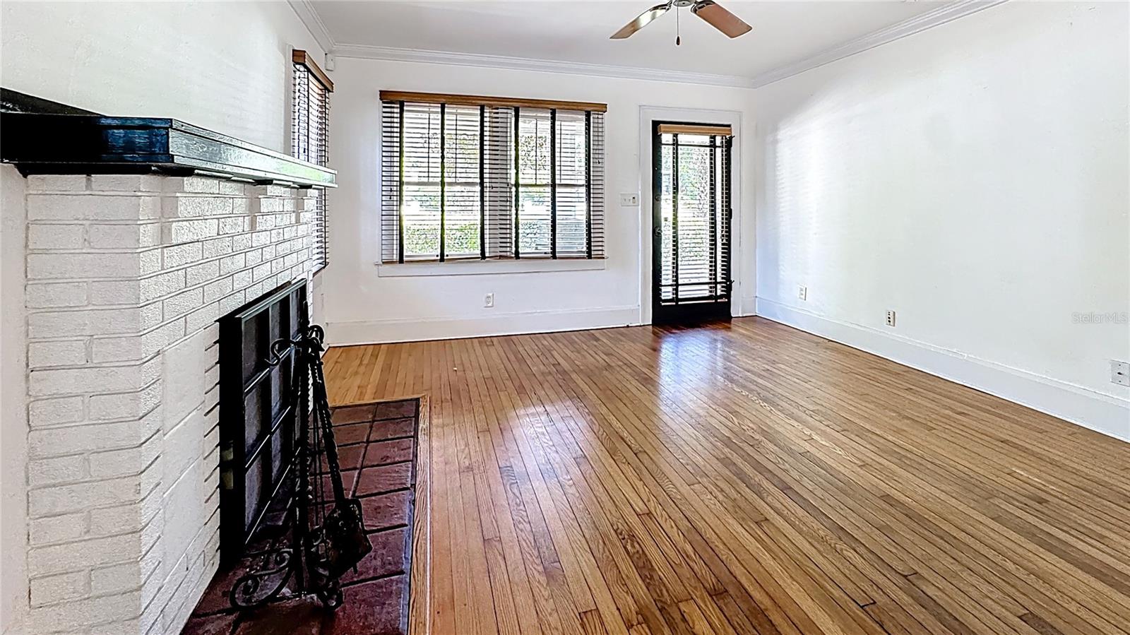 Two-Bedroom 1925 Bungalow for Lease near Thorton Park and Lake Eola