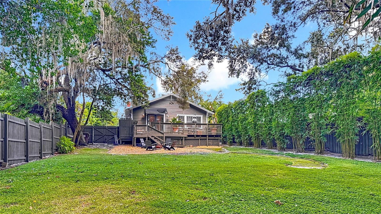 Two-Bedroom 1925 Bungalow for Lease near Thorton Park and Lake Eola