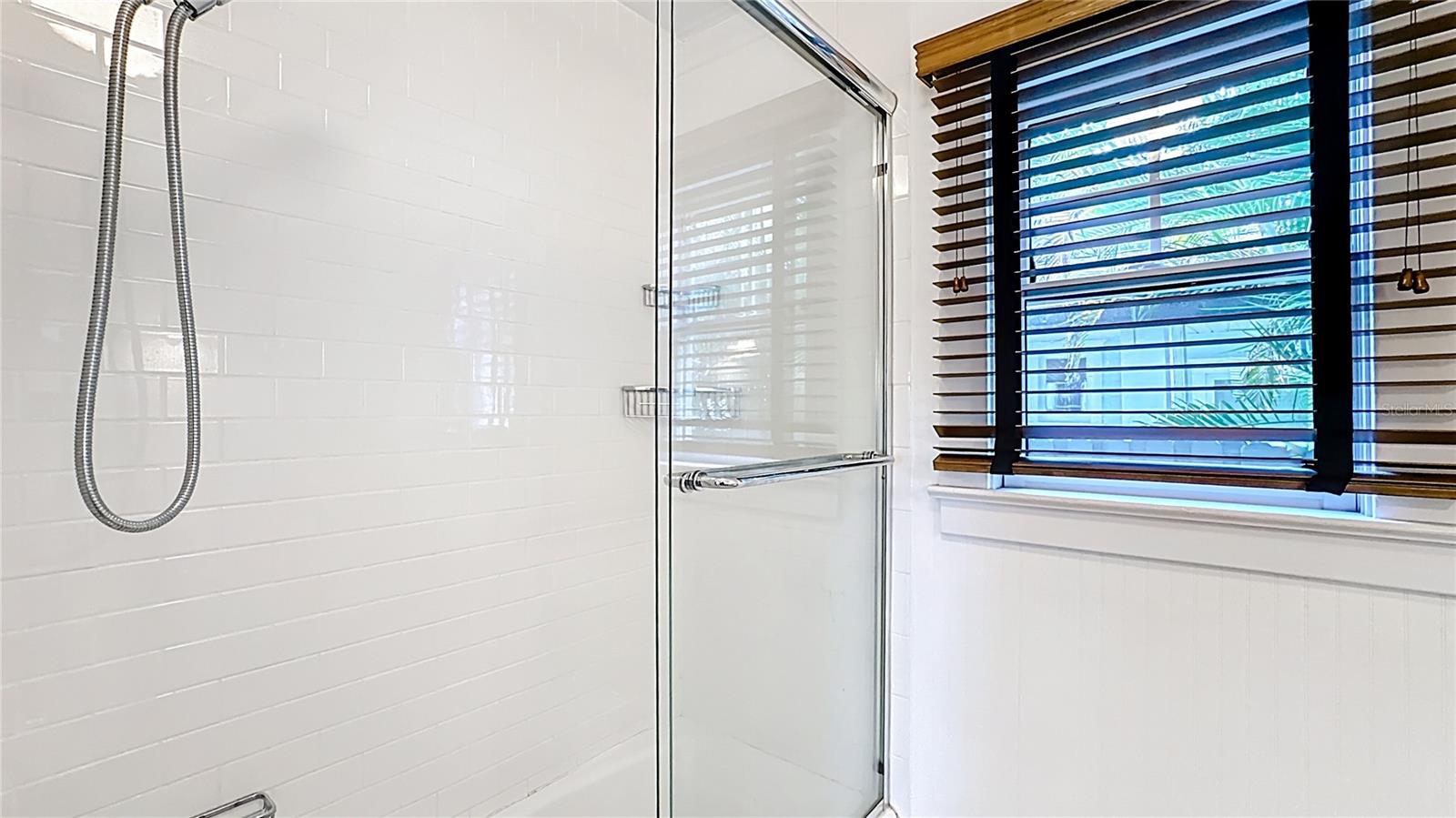 Two-Bedroom 1925 Bungalow for Lease near Thorton Park and Lake Eola