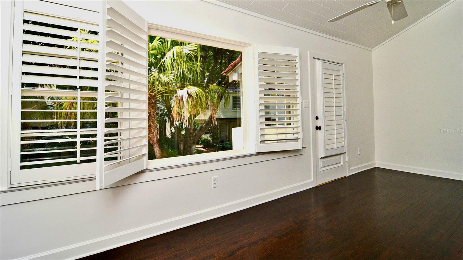 One-Bedroom Apartment for Lease in Historic Winter Park Building