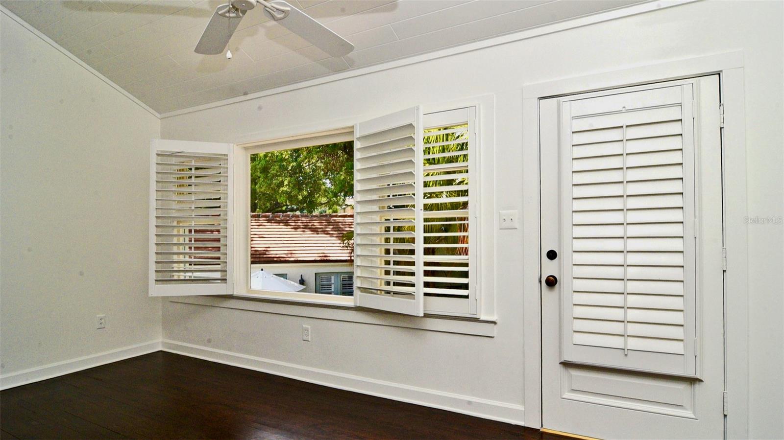 One-Bedroom Apartment for Lease in Historic Winter Park Building