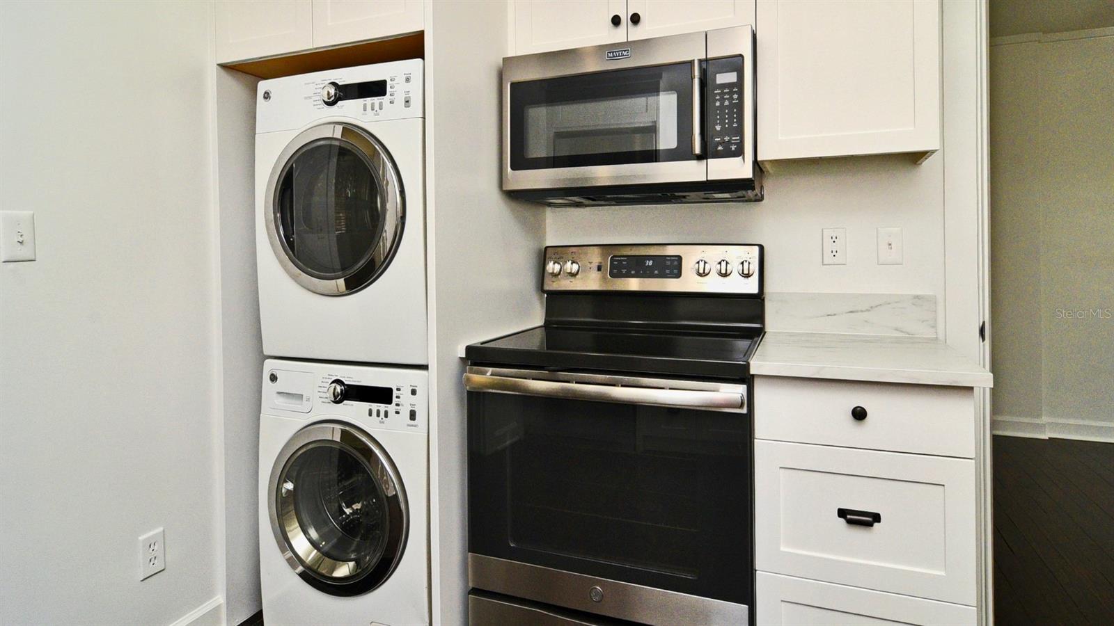 One-Bedroom Apartment for Lease in Historic Winter Park Building