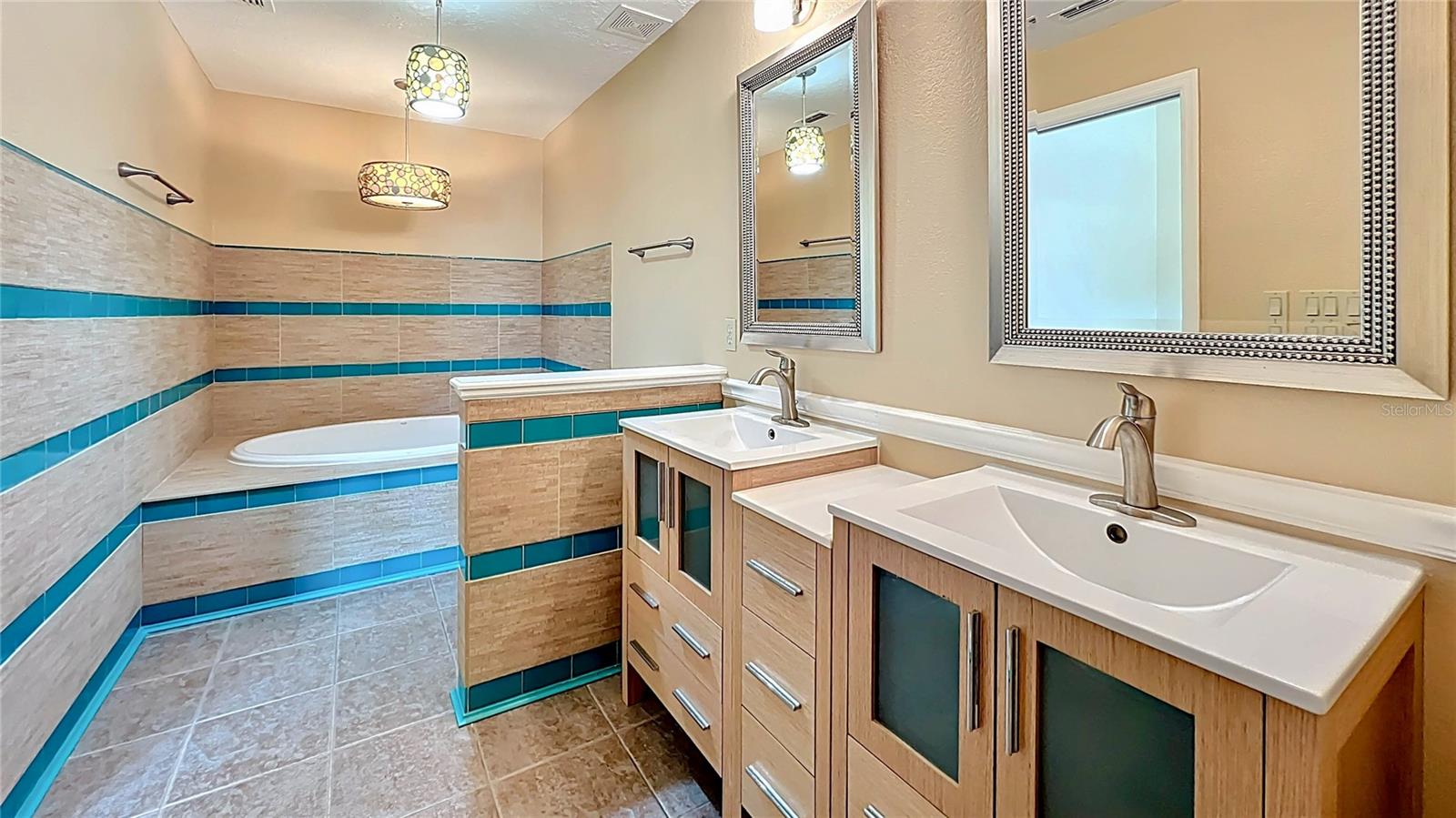 630 KILLARNEY BAY CT #3