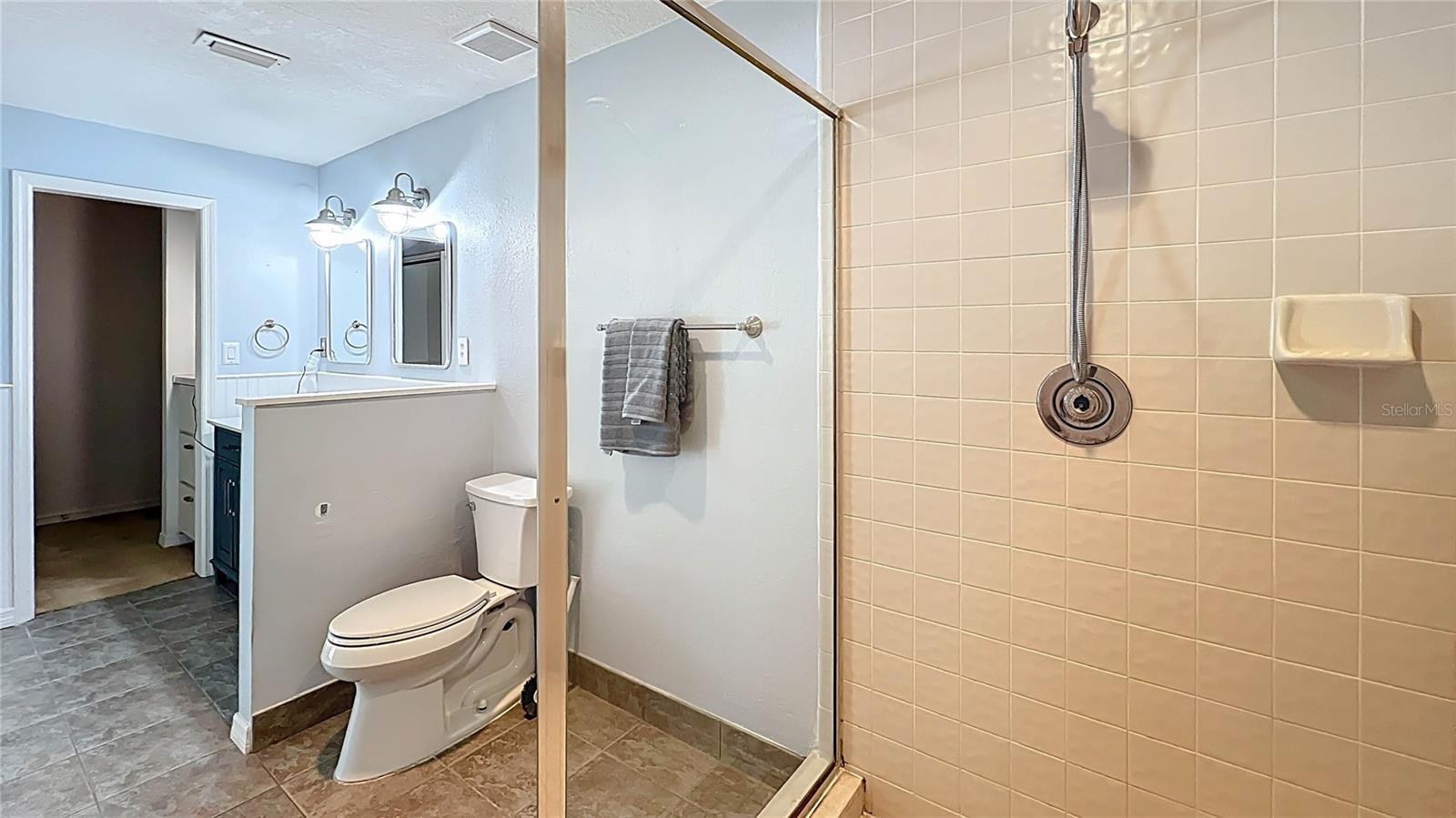 630 KILLARNEY BAY CT #3