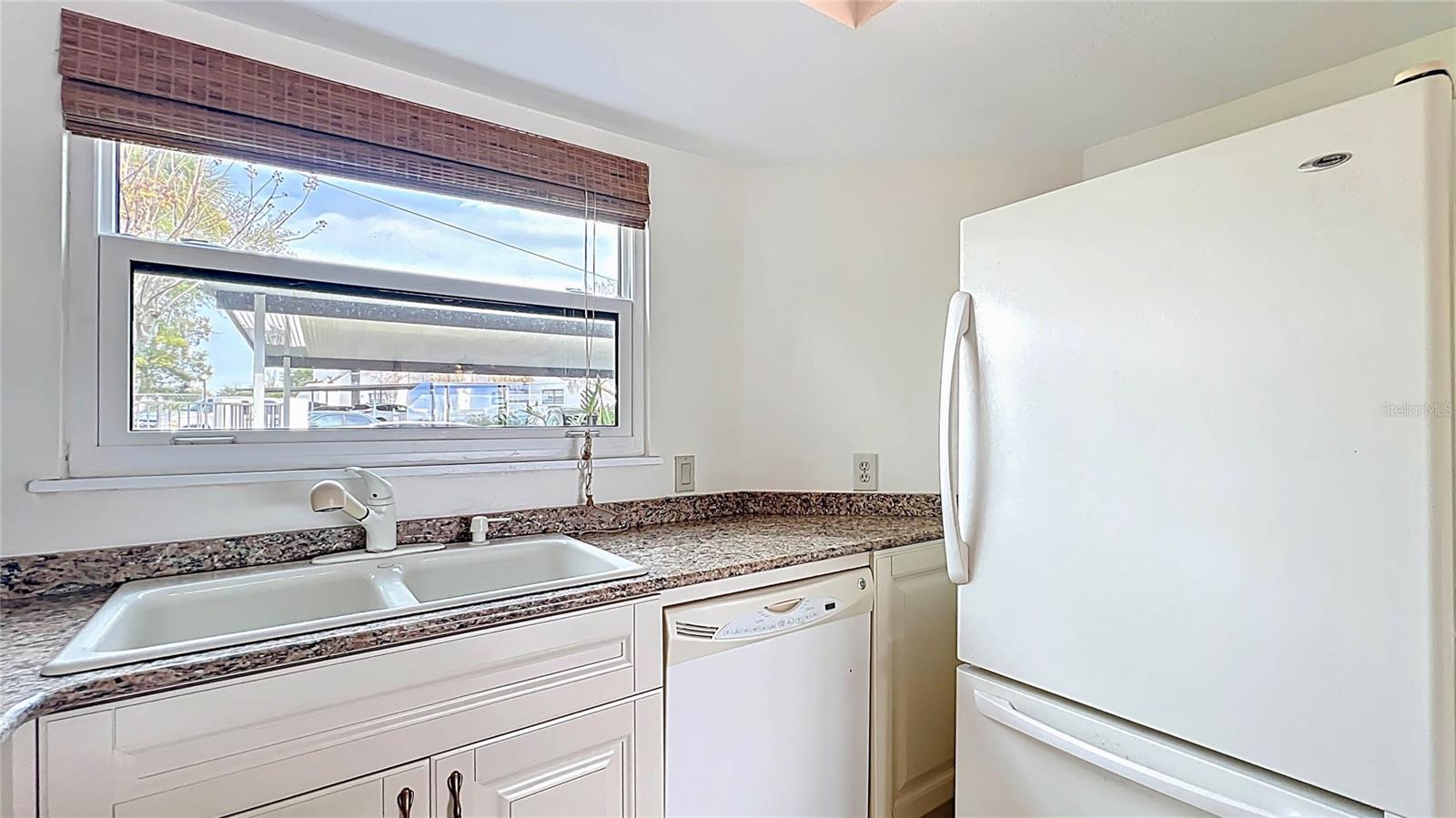 630 KILLARNEY BAY CT #3