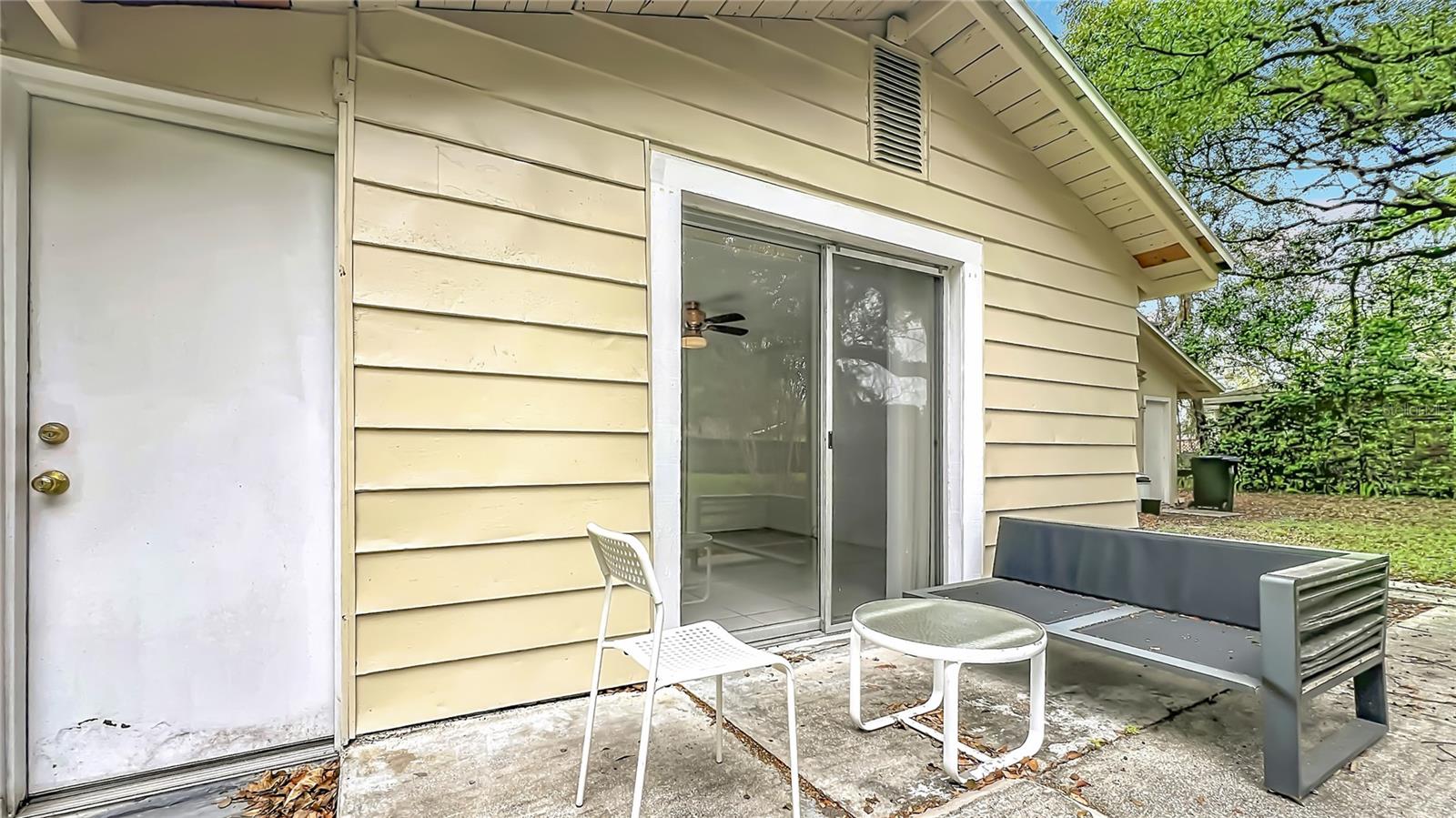 Half Duplex near Baldwin Park with Winter Park Schools 