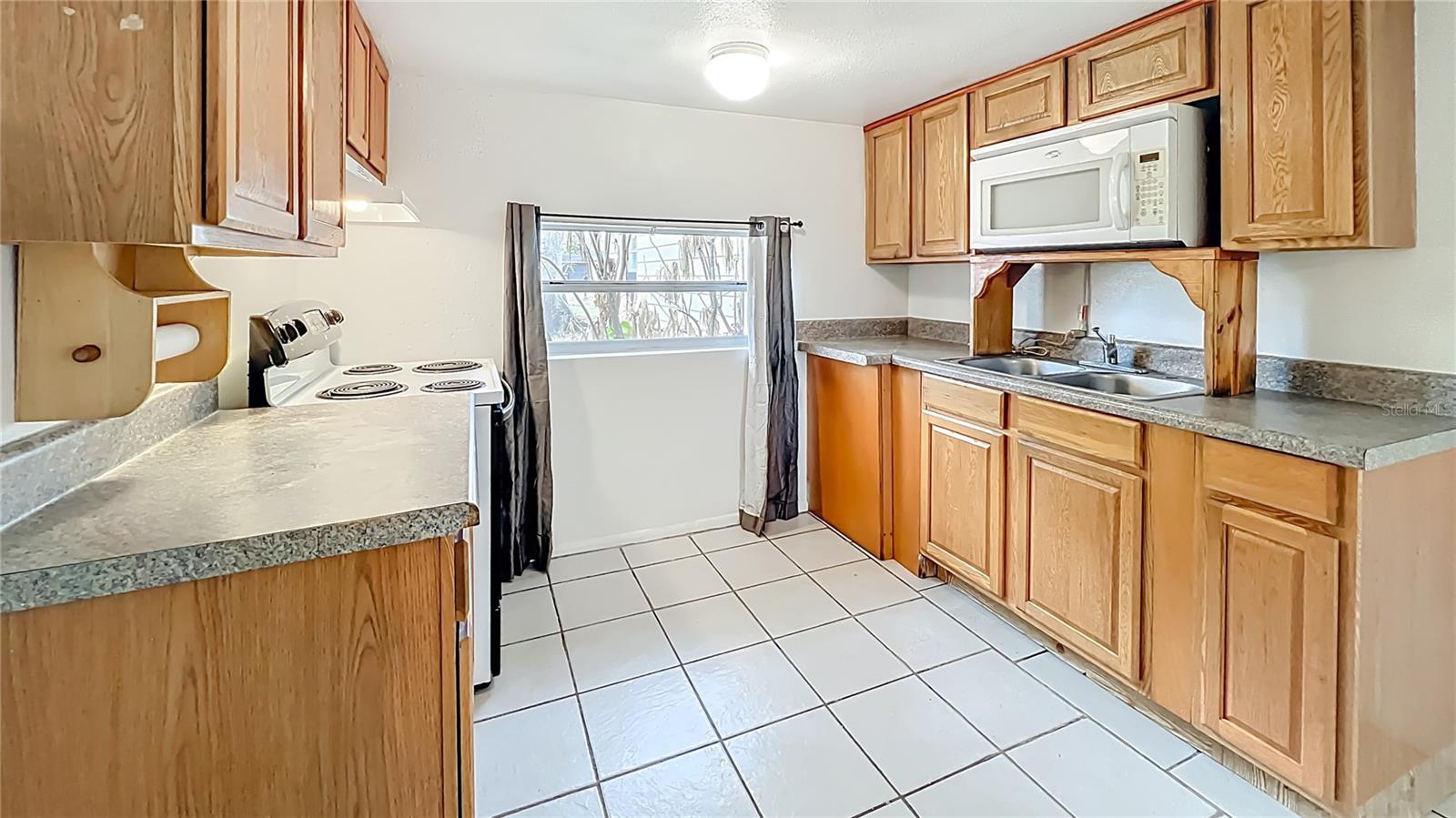 Half Duplex near Baldwin Park with Winter Park Schools 