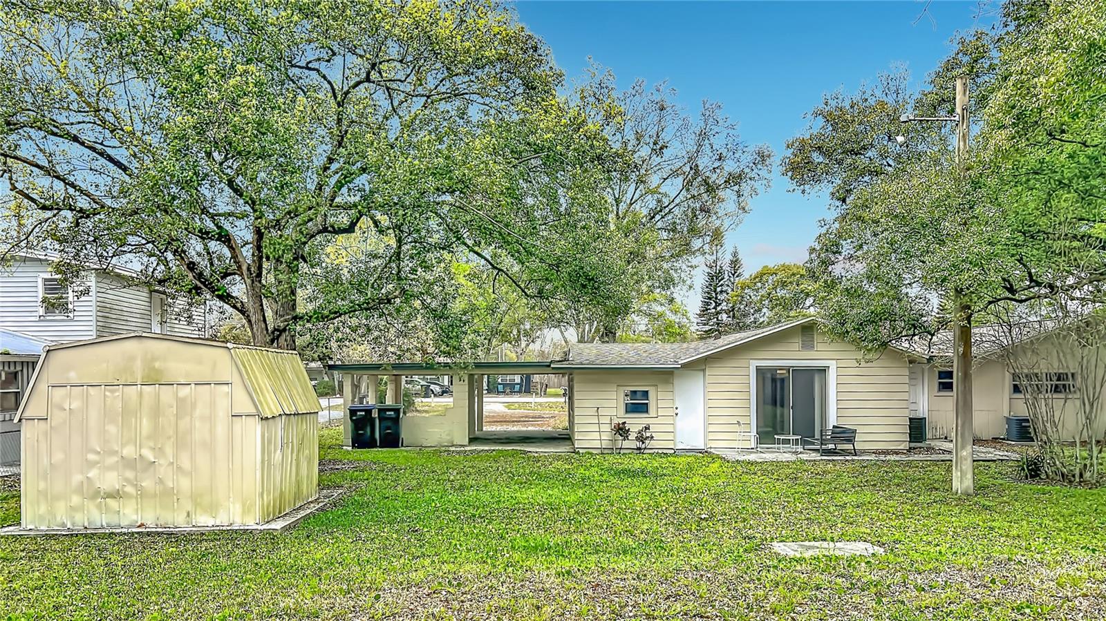 Half Duplex near Baldwin Park with Winter Park Schools 