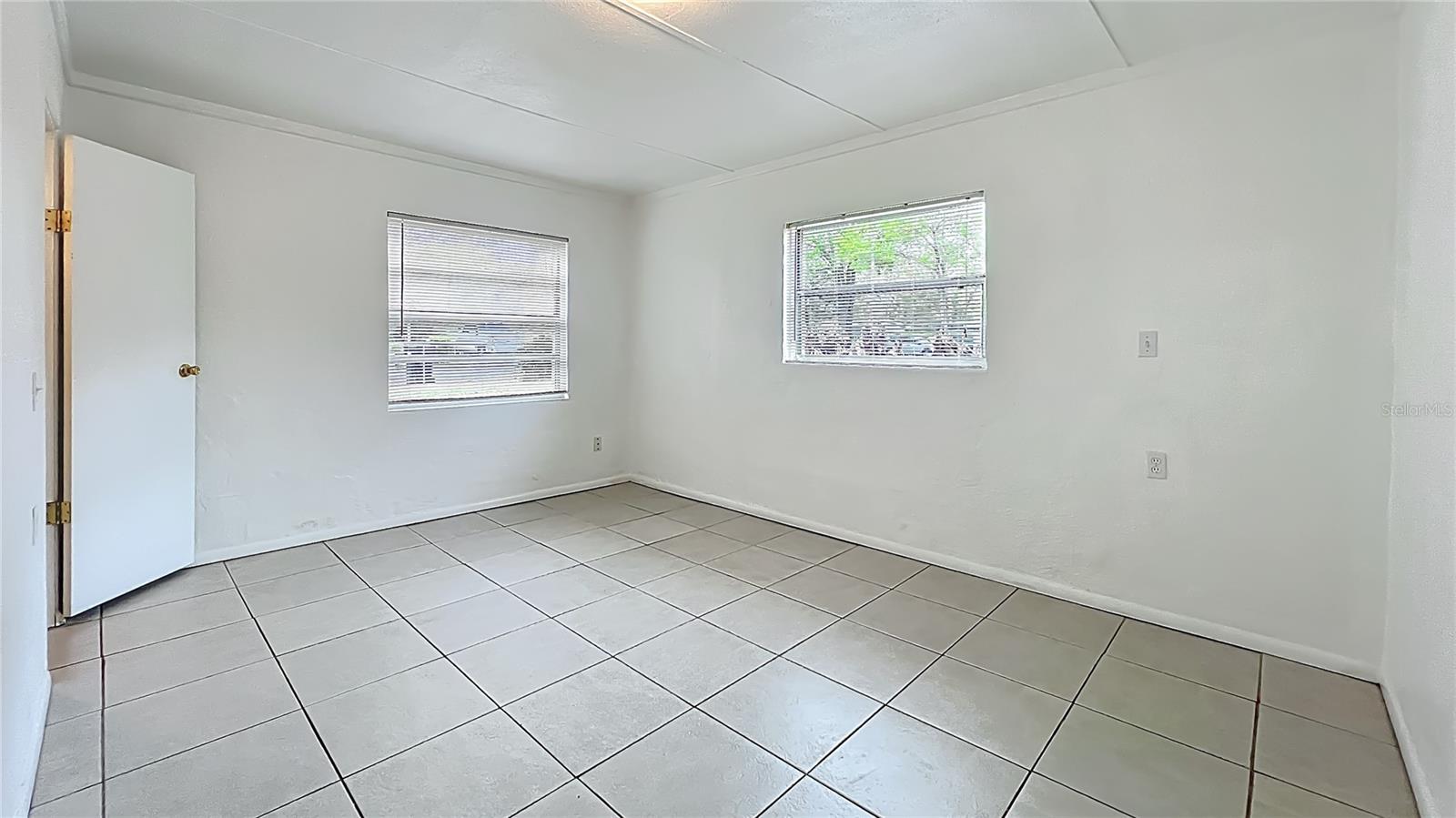 Half Duplex near Baldwin Park with Winter Park Schools 