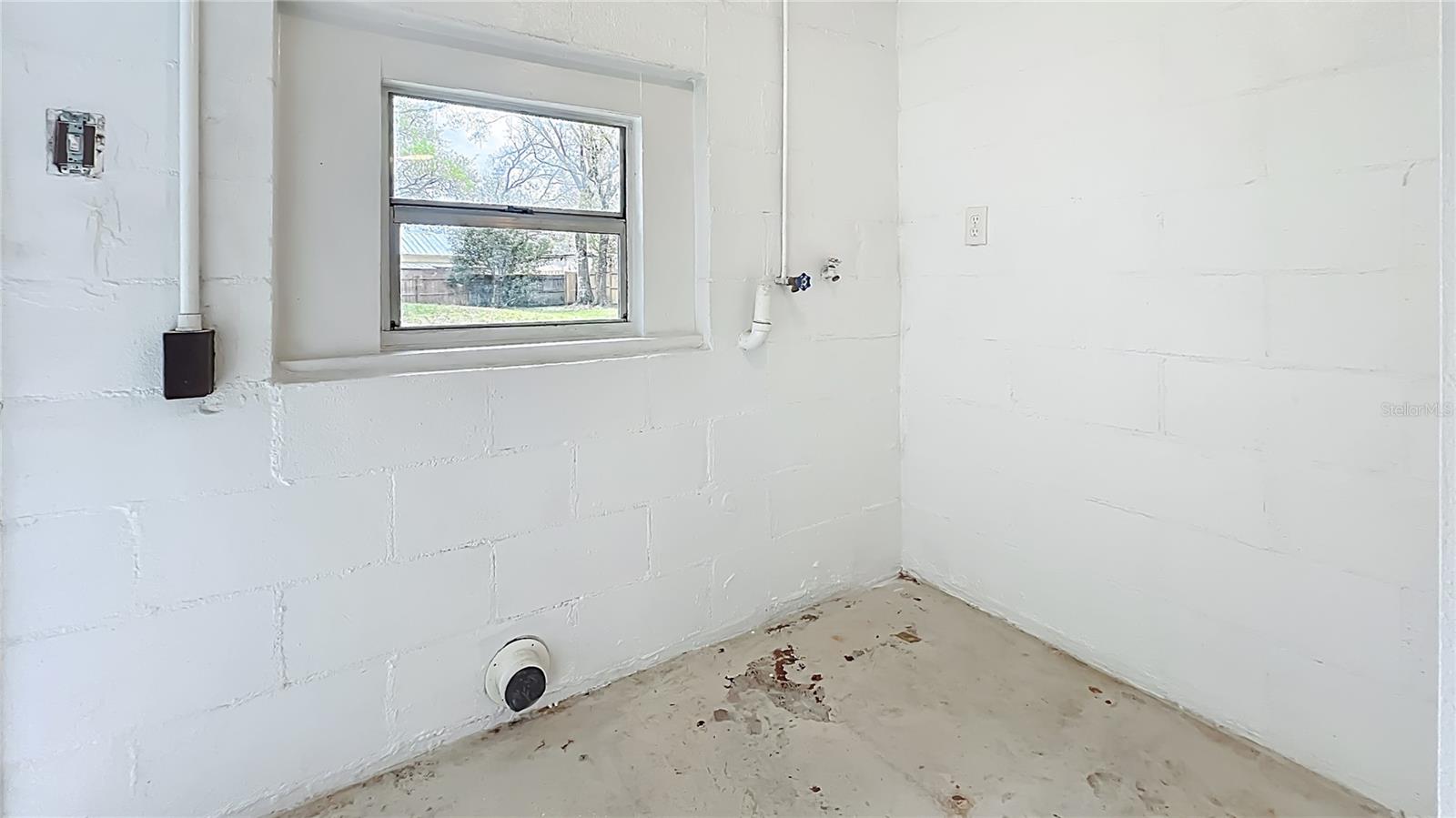 Half Duplex near Baldwin Park with Winter Park Schools 