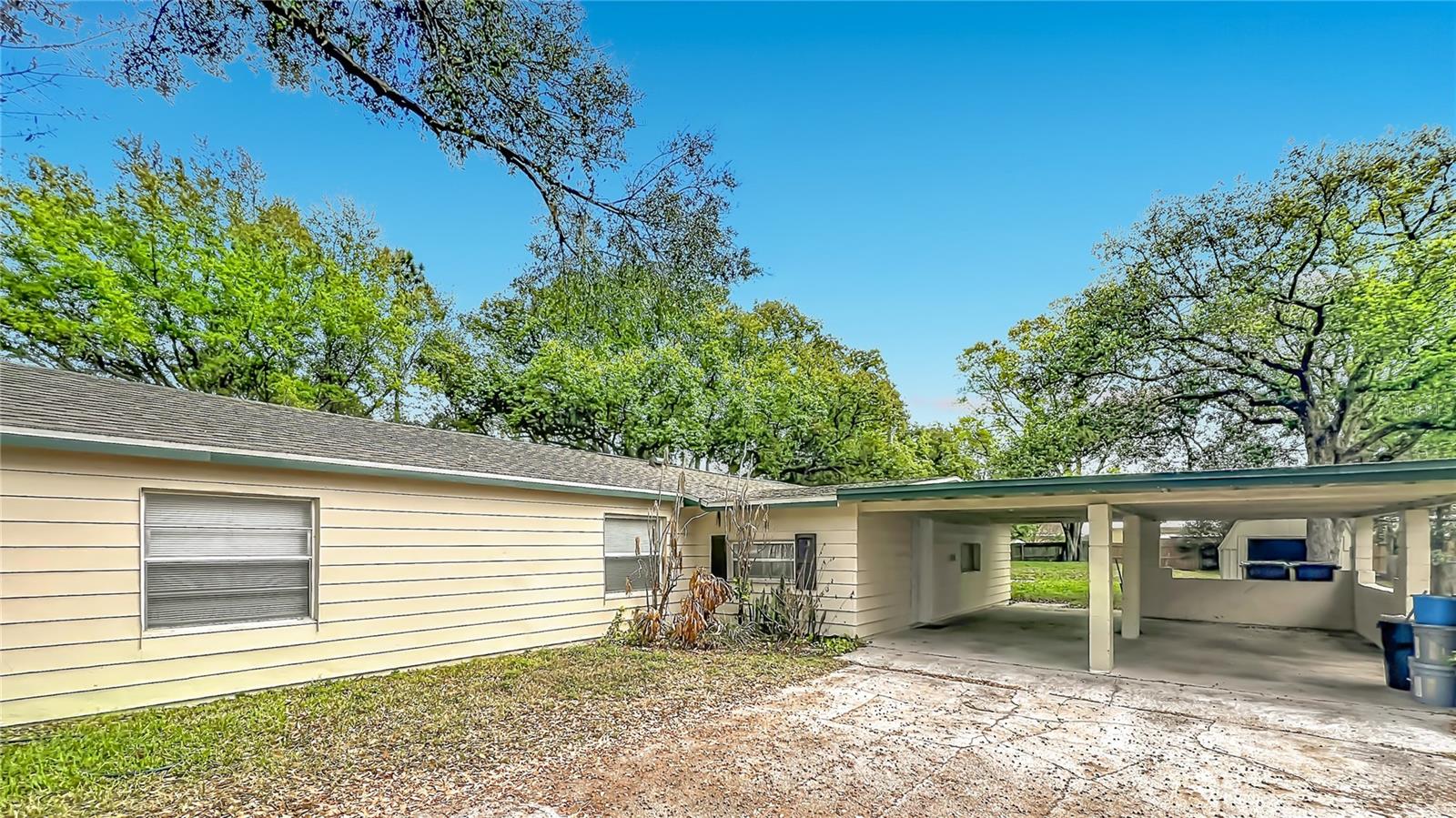 Half Duplex near Baldwin Park with Winter Park Schools 