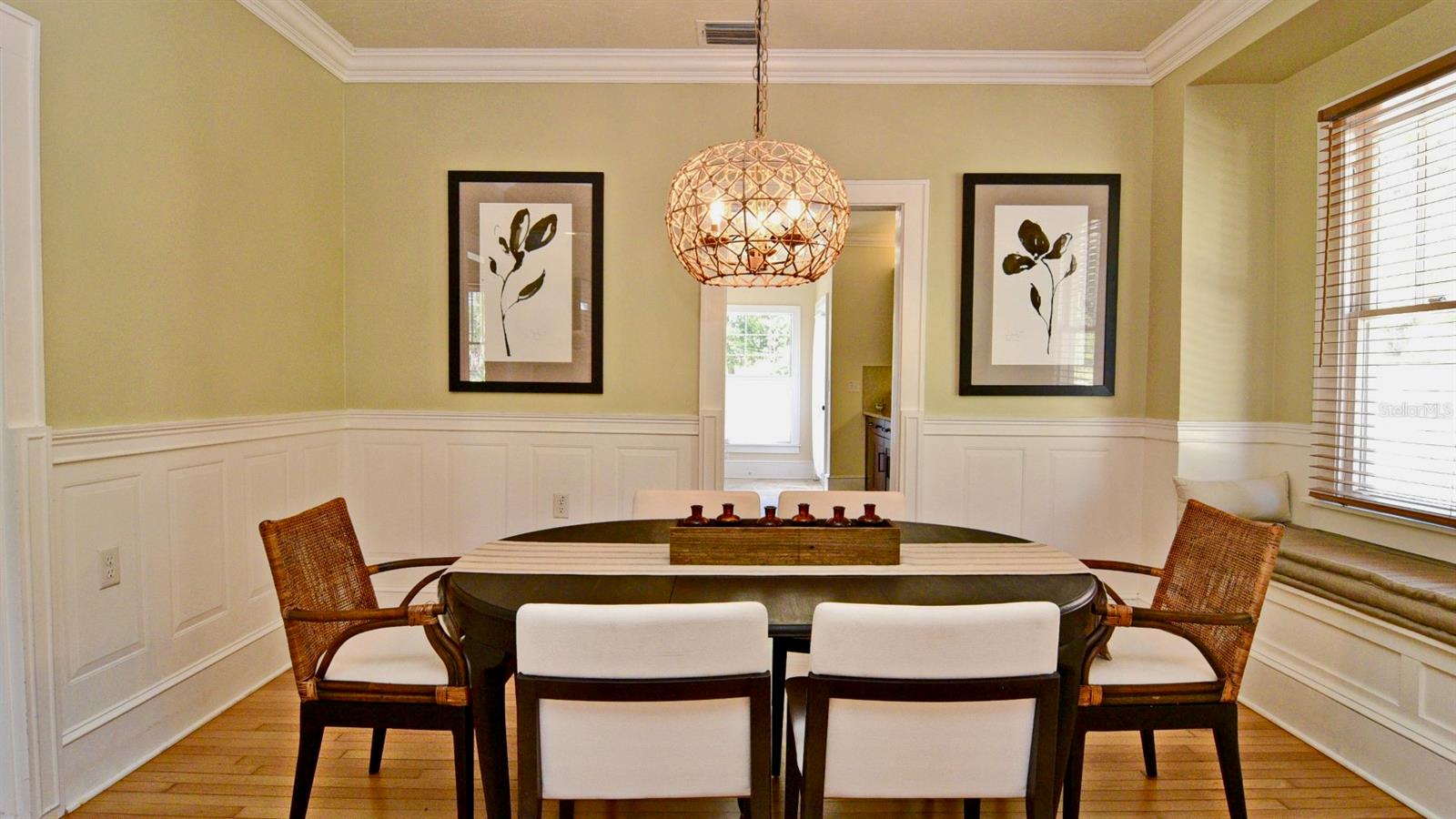 Charming 1925 Bungalow with Guesthouse in Orlando's Colonialtown