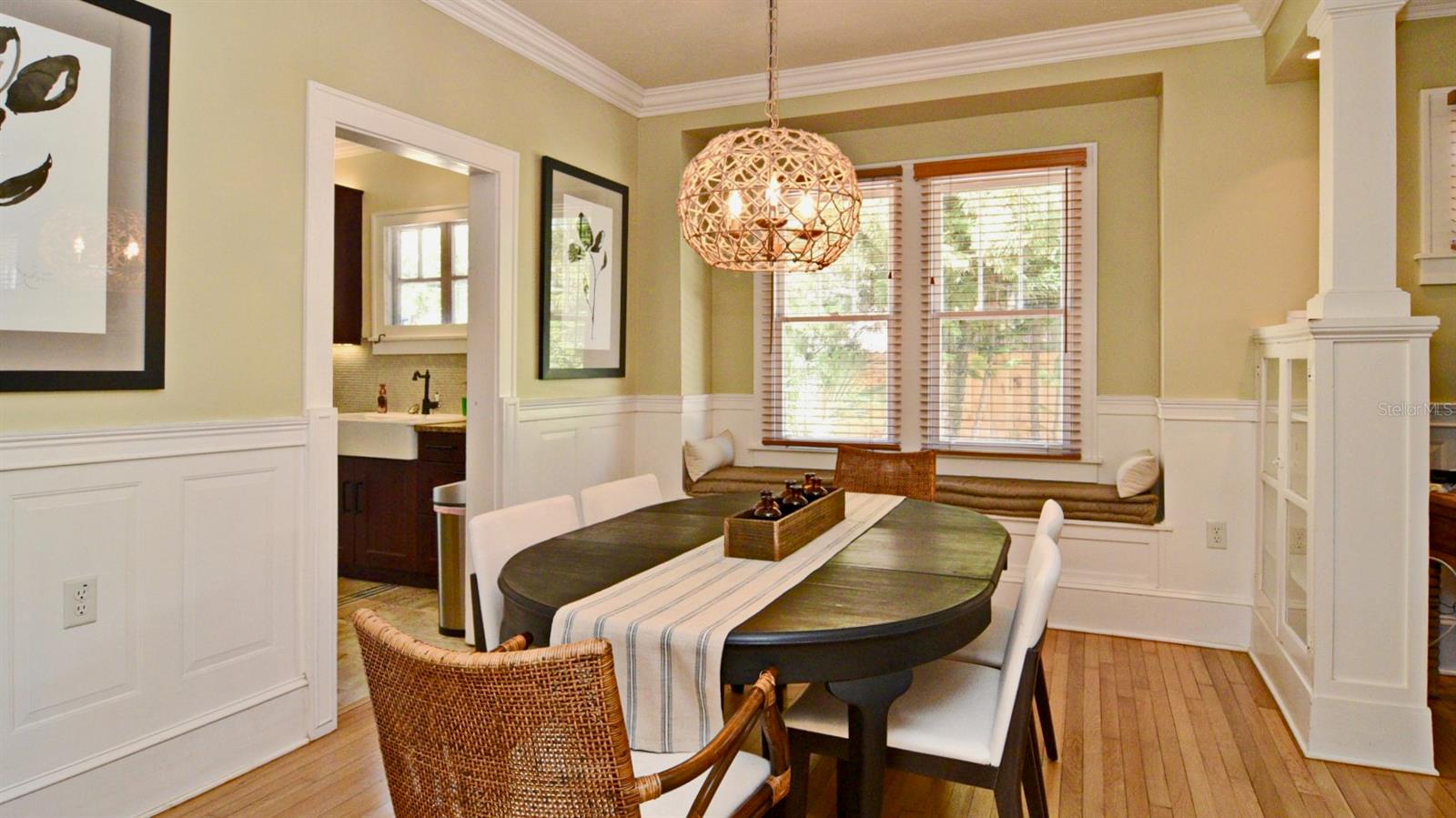 Charming 1925 Bungalow with Guesthouse in Orlando's Colonialtown