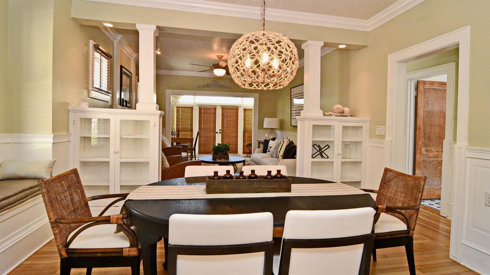 Charming 1925 Bungalow with Guesthouse in Orlando's Colonialtown