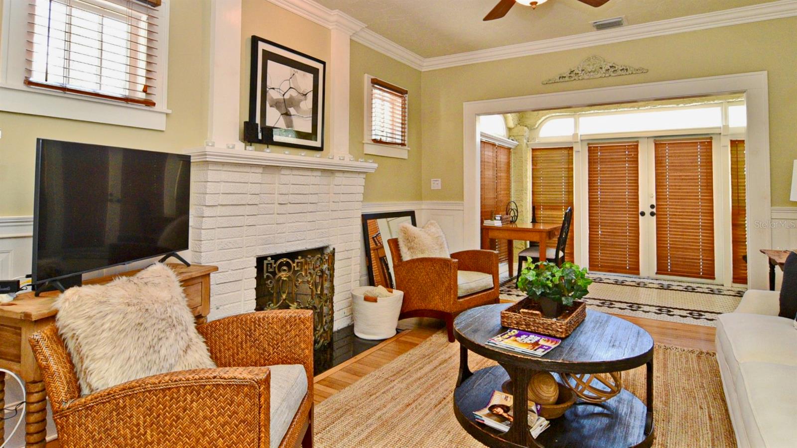 Charming 1925 Bungalow with Guesthouse in Orlando's Colonialtown